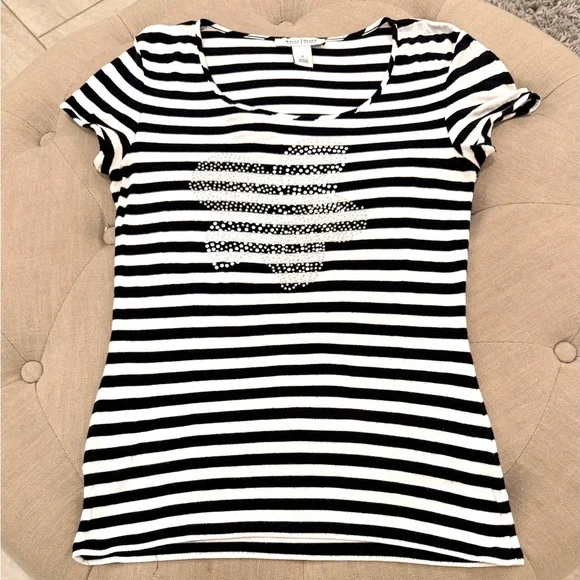 White House Black Market SS Top - Picture 5 of 9